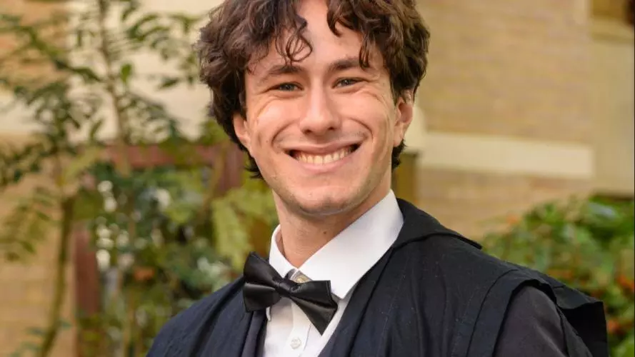 theo wolf profile